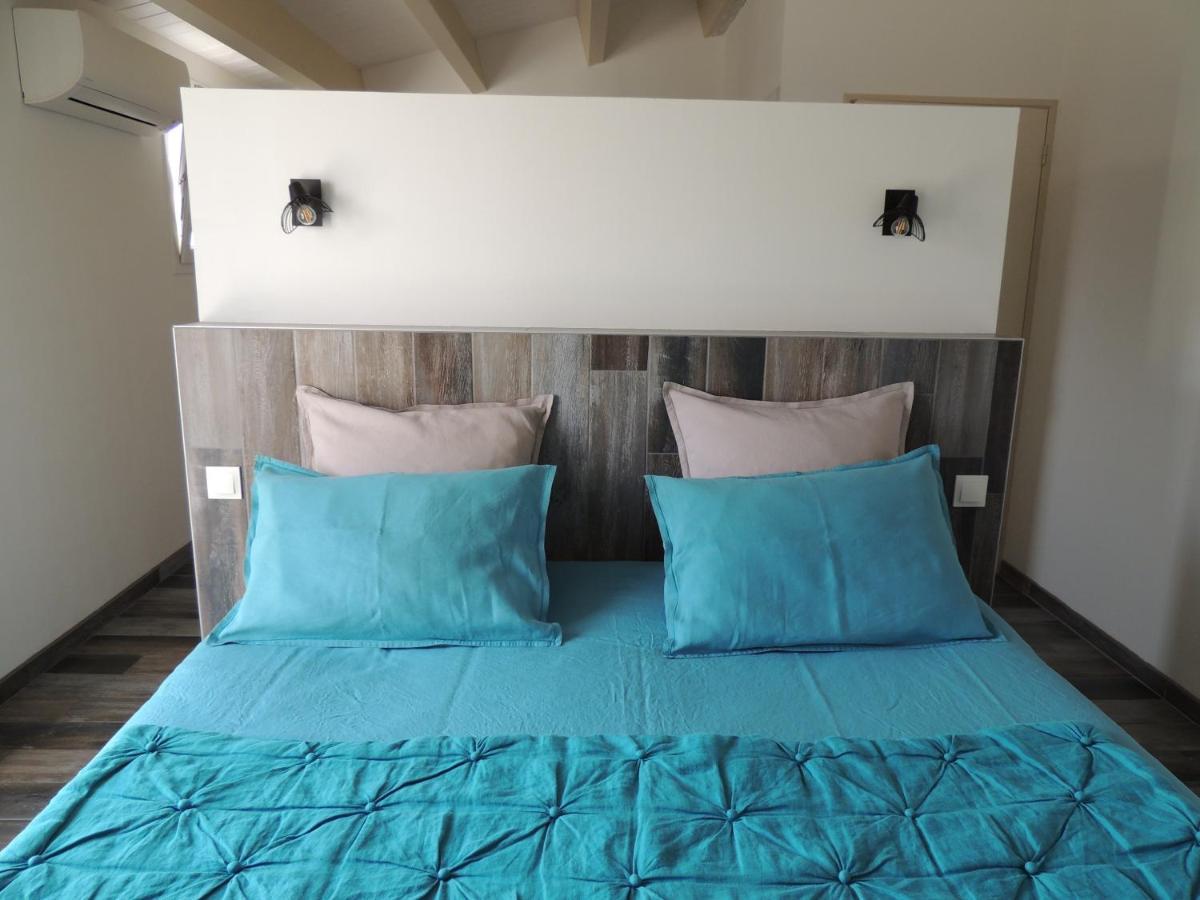 Bed and Breakfast Laubertiere Марен Экстерьер фото